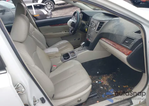 2011 Subaru Legacy 2.5I Limited z USA, uszkodzony, nr VIN 4S3BMBK65B3258610